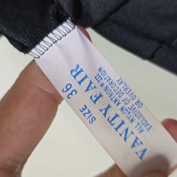 Vanity Fair Black Lace Trim Chemise with V-Neckline Size 36 - Picture 9 of 9